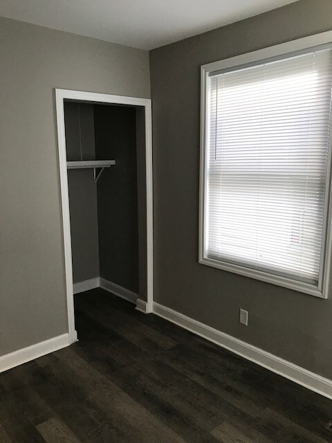 Small Bedroom - 55 W Park Ave
