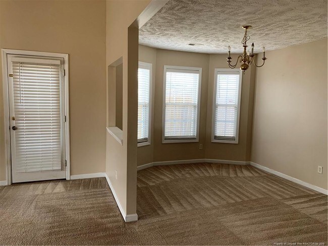 Building Photo - 3848 Meteor Dr