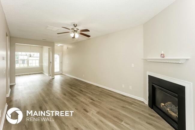 Building Photo - 358 Haverhill Ln
