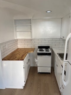 Kitchen - 2393 Virginia St