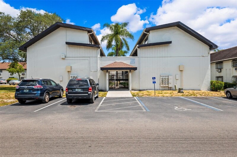 Foto principal - 1264 E 113th Ave