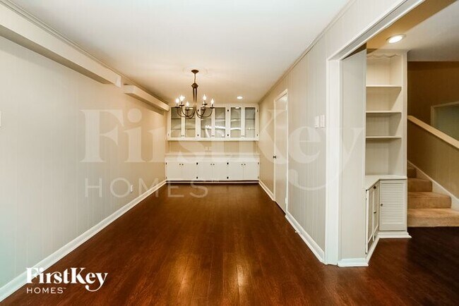 Foto del edificio - 1504 Seagate Ln
