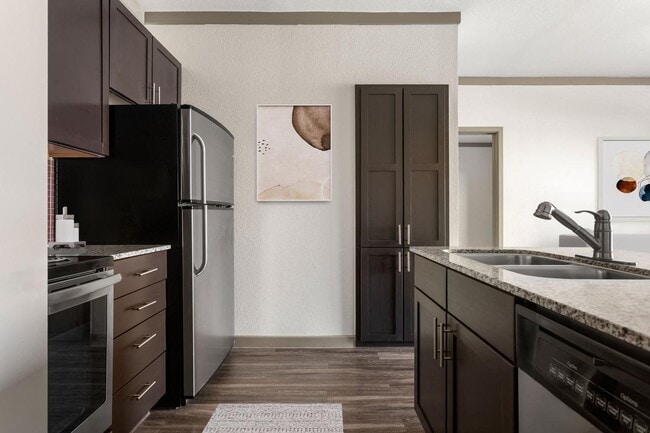 Building Photo - Tacara at Westover Hills