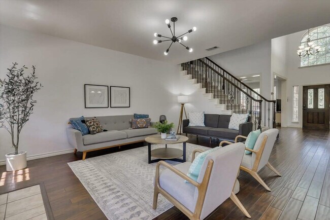 Foto del edificio - 2800 Cherry Spring Ct