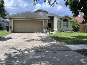 Building Photo - 118 River Isle Dr