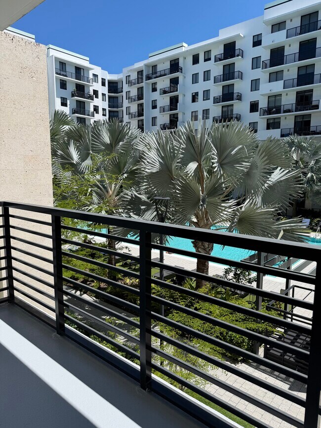 Building Photo - 11300 Biscayne Blvd