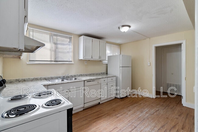 Foto del edificio - 14920 E 22nd Ave