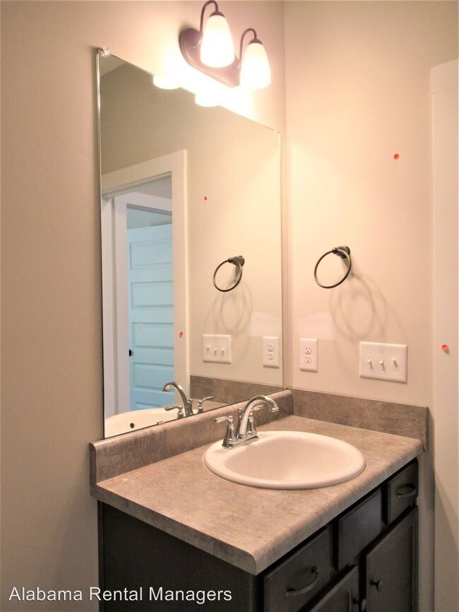 Building Photo - 4 br, 2 bath House - 7076 Shadesbrook Circle