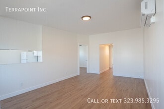 Building Photo - 825 W 167th St