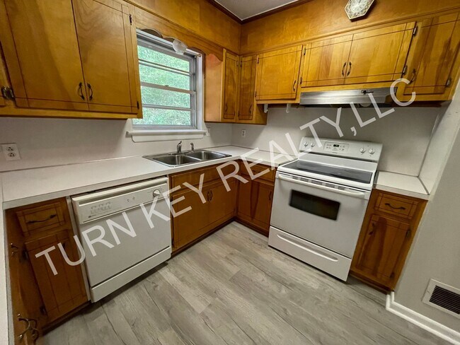 Foto del edificio - House for rent in Gardendale