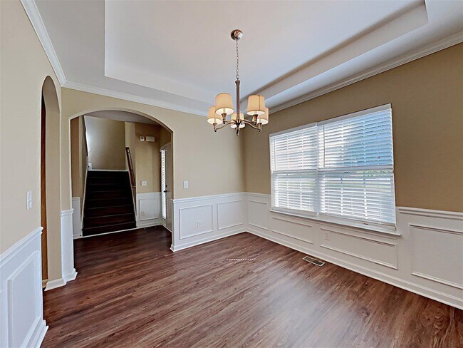 Building Photo - 21 Lilyfield Ln