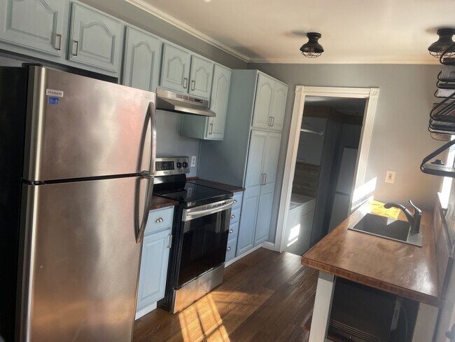 Foto del edificio - Charming 3 bedroom, 1 Bathroom Benicia Home