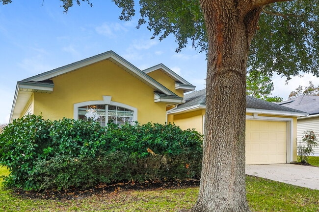 Building Photo - 1864 Creekview Dr