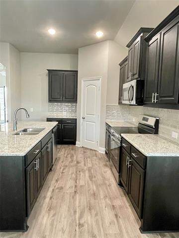 Building Photo - 113 Gardenia Dr