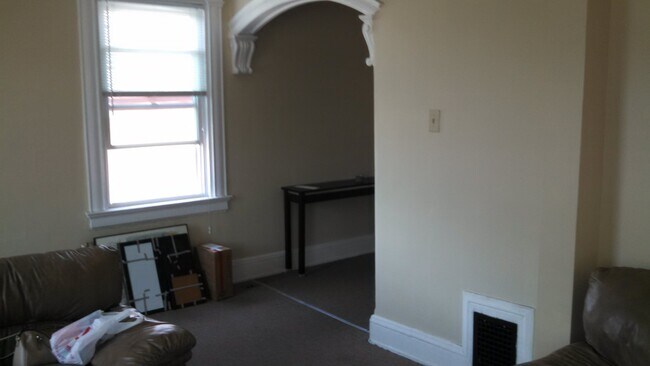 Photo - 2401 Fairview Ave Apartment