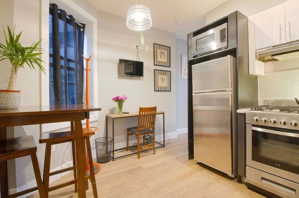 Foto principal - 139 Essex St