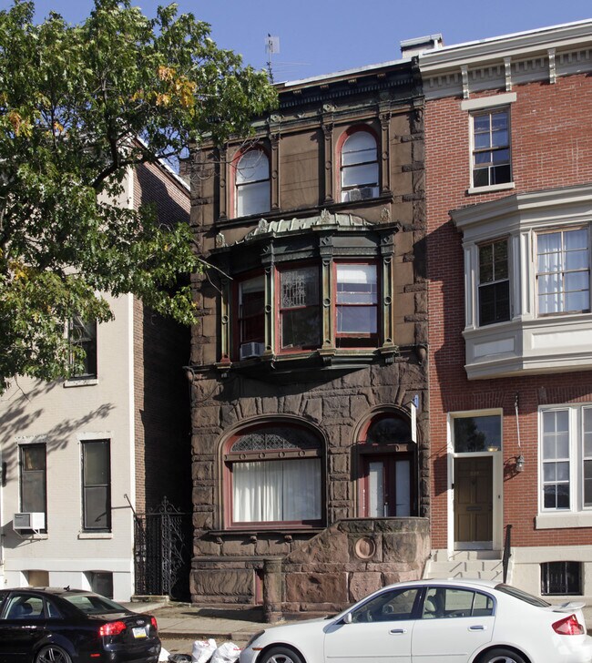 2127 Spring Garden St, Philadelphia, PA 19130 Apartments in