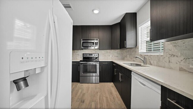 Foto del edificio - 2401 Truxillo St