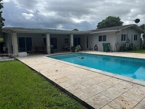 Building Photo - 18565 SW 295th Terrace