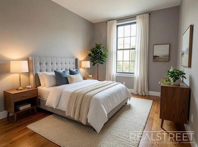 Foto del edificio - Renovated 3 Bed / 2 Bath Apartment Near the L Train in Prime East Williamsburg