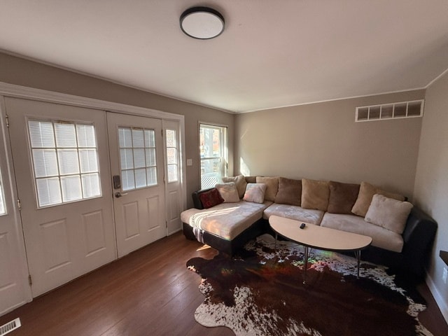 Building Photo - 1800 Hillsboro Valley Park Rd