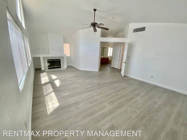 Foto del edificio - 4 br, 3 bath House - 7613 TORTOLA BAY LN
