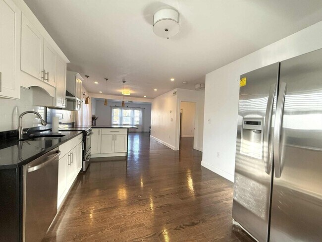 Foto del edificio - 239 Quincy Shore Dr