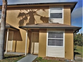 Building Photo - 103 Booth Ln