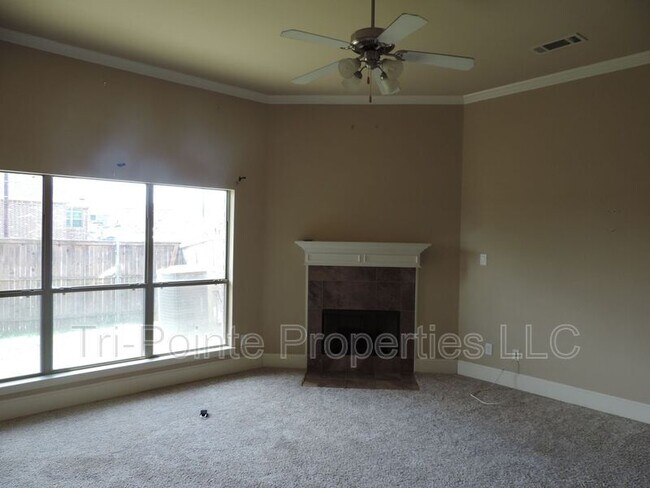 Building Photo - 1835 Leann Ln