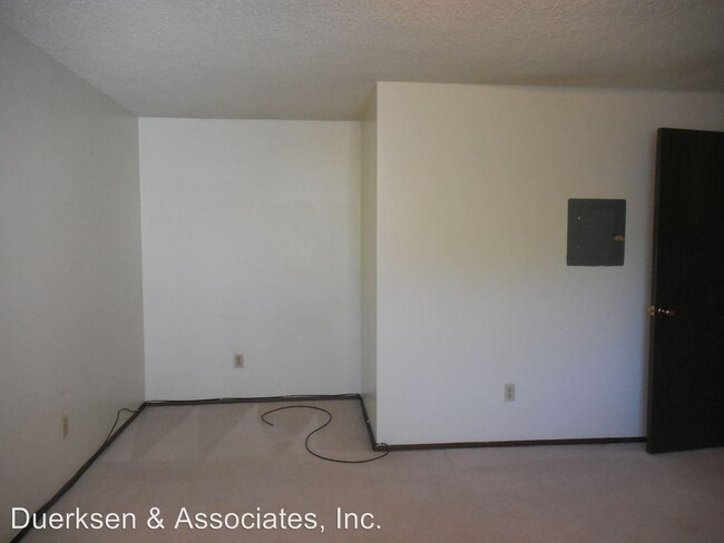 Foto del edificio - 327-333 NW 12th St