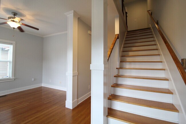 Foto del edificio - 3 Bedroom 2.5 Bath In Kansas City, Kansas