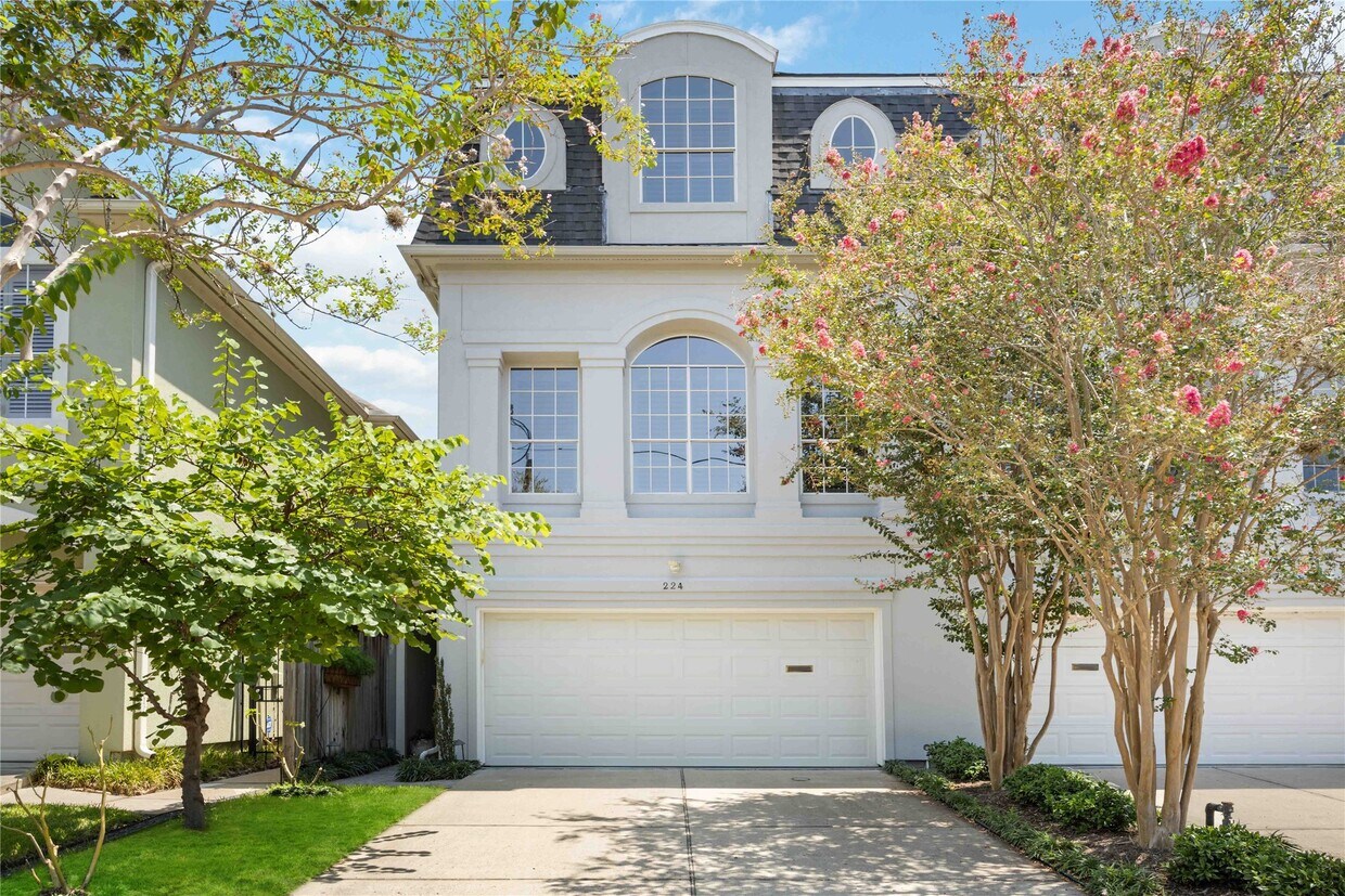 Foto principal - 224 Birdsall St