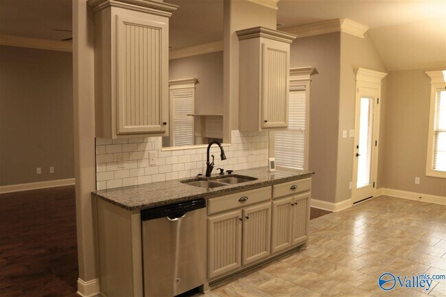 Foto del edificio - 13292 Callaway Dr