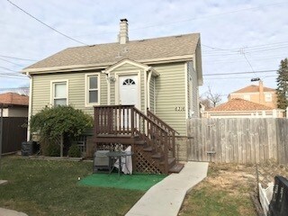 Primary Photo - 6316 W Warwick Ave