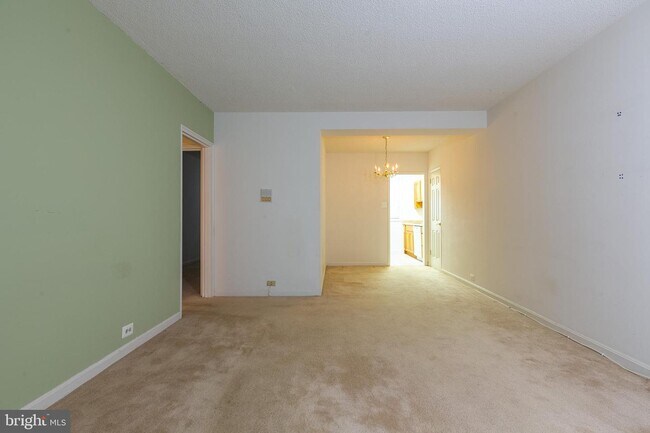 Building Photo - 203 N Trenton St