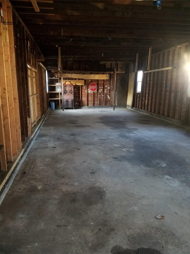 Photo - 711 Bridgeboro St (Riverside, NJ) House