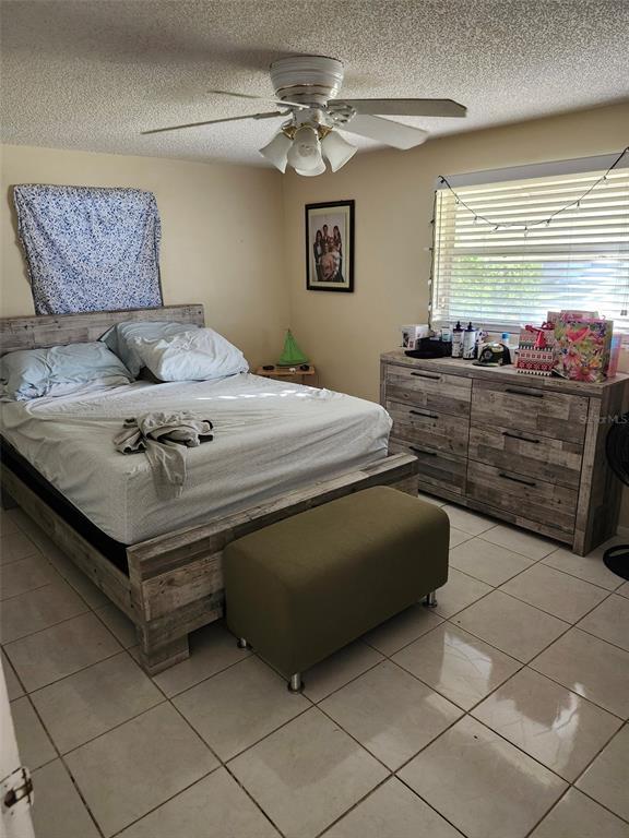 Foto del edificio - 3251 Devonshire Dr