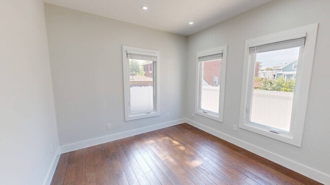 Building Photo - 93 Skidmore Ln