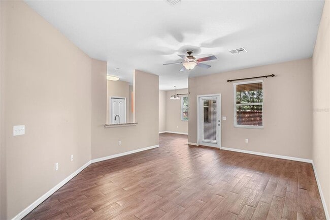 Building Photo - 1519 Priory Cir