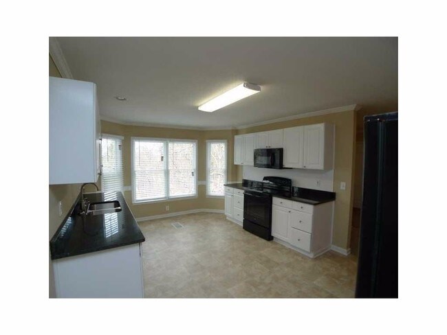 Foto del edificio - 735 Ridge Rd