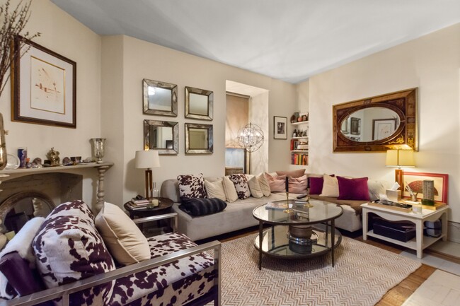 Foto del edificio - 205 W 57th St