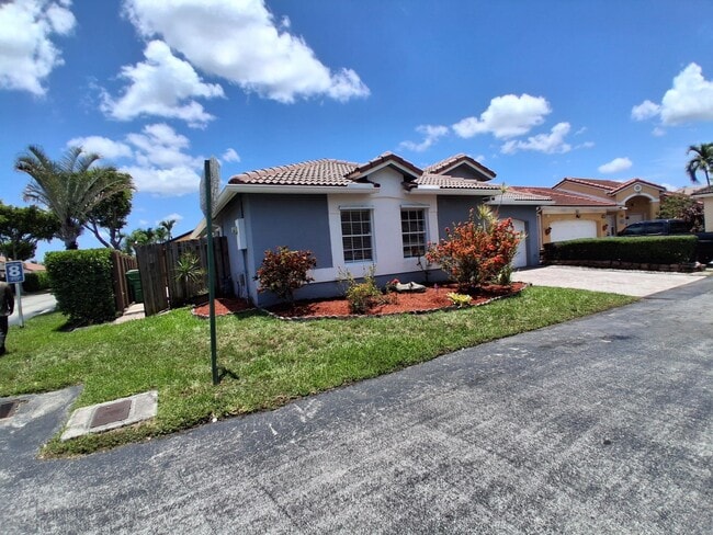 Building Photo - 8050 SW 157th Pl