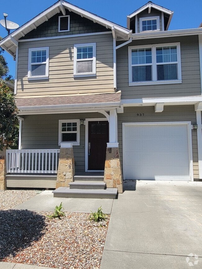 Building Photo - 937 Martin Cir