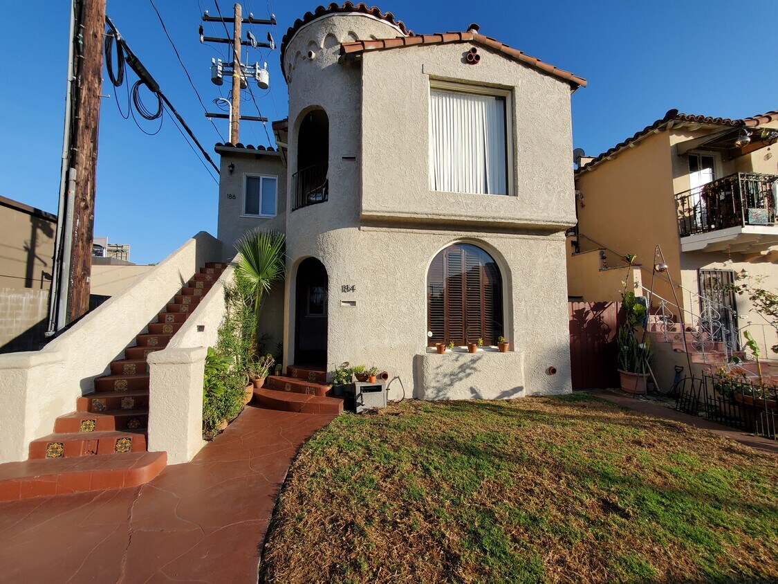 Primary Photo - 184 Covina Ave