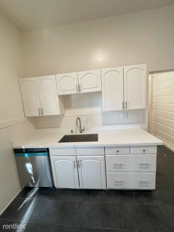 Foto del edificio - 3 br, 1 bath House - 976 34th St