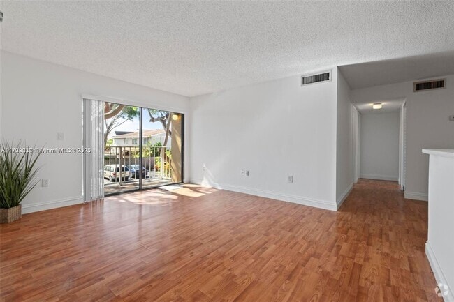 Building Photo - 15600 SW 80th St