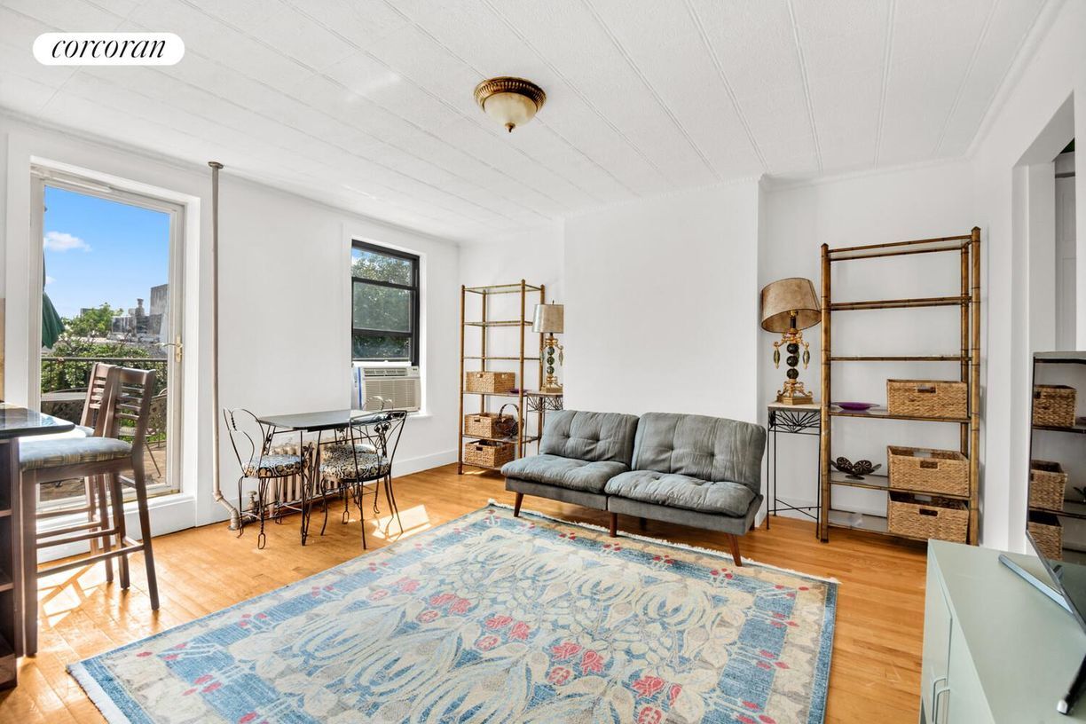 Foto principal - 174 17th St