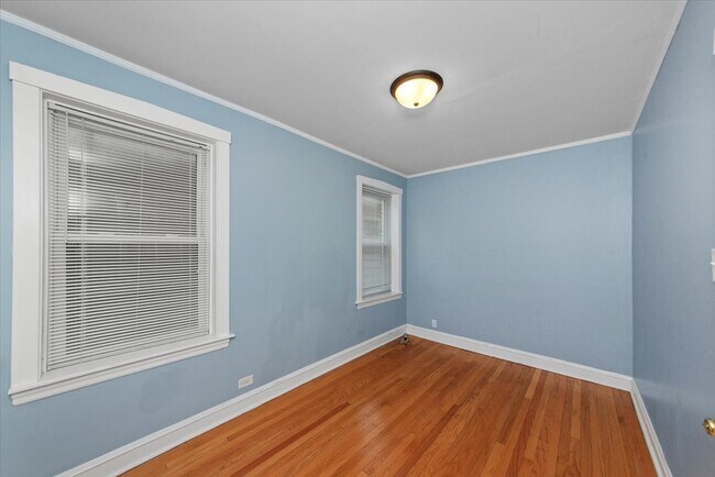 Foto del edificio - 5237 N Ashland Ave