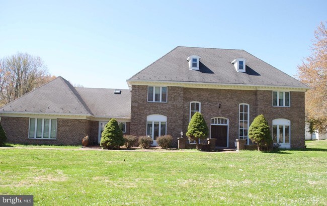 Building Photo - 309 Southview Ave