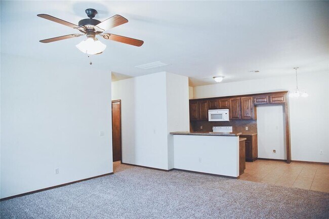 Foto del edificio - 1720 W Palm Pl